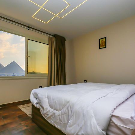 Bed and Breakfast Imperial Pyramids Heights View à Nazlet el-Sîsi Extérieur photo