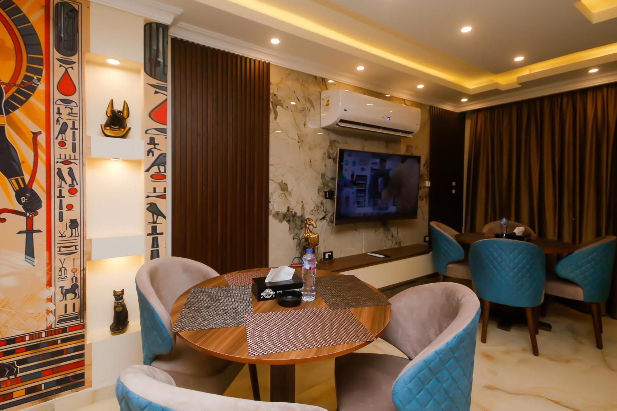 Bed and Breakfast Imperial Pyramids Heights View à Nazlet el-Sîsi Extérieur photo